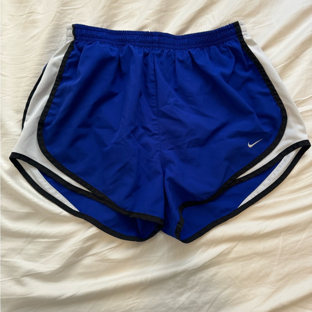 Nike dri fit tempo run short